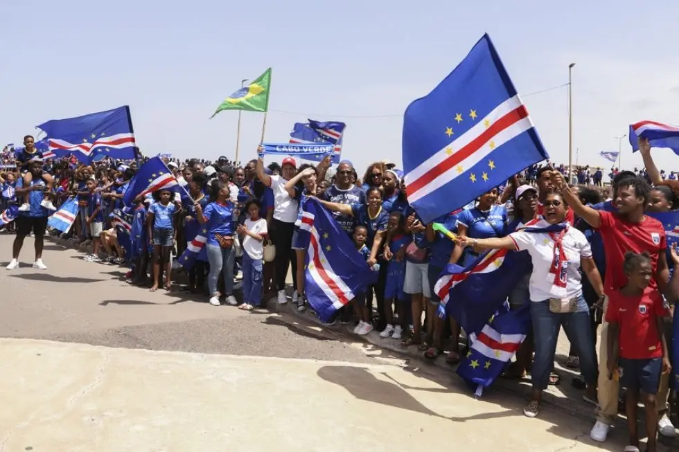 Aficionados reciben a la selección de Cabo Verde tras el Mundial 2026