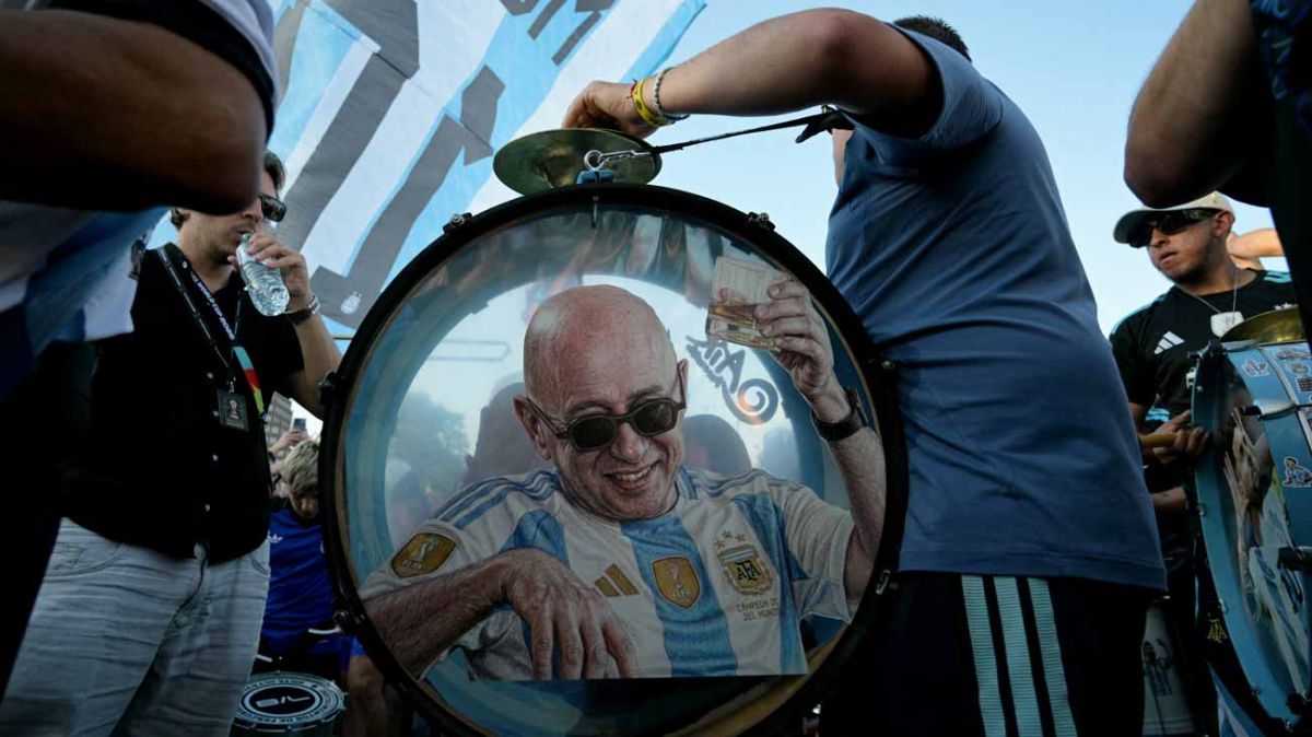 El bombo de Tula y los hinchas argentinos en el banderazo de Kansas City antes del debut en el Mundial 2026